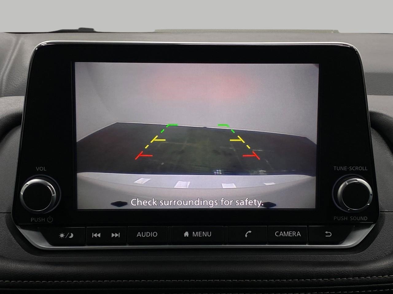 Used 2025 Nissan Rogue SV image 23