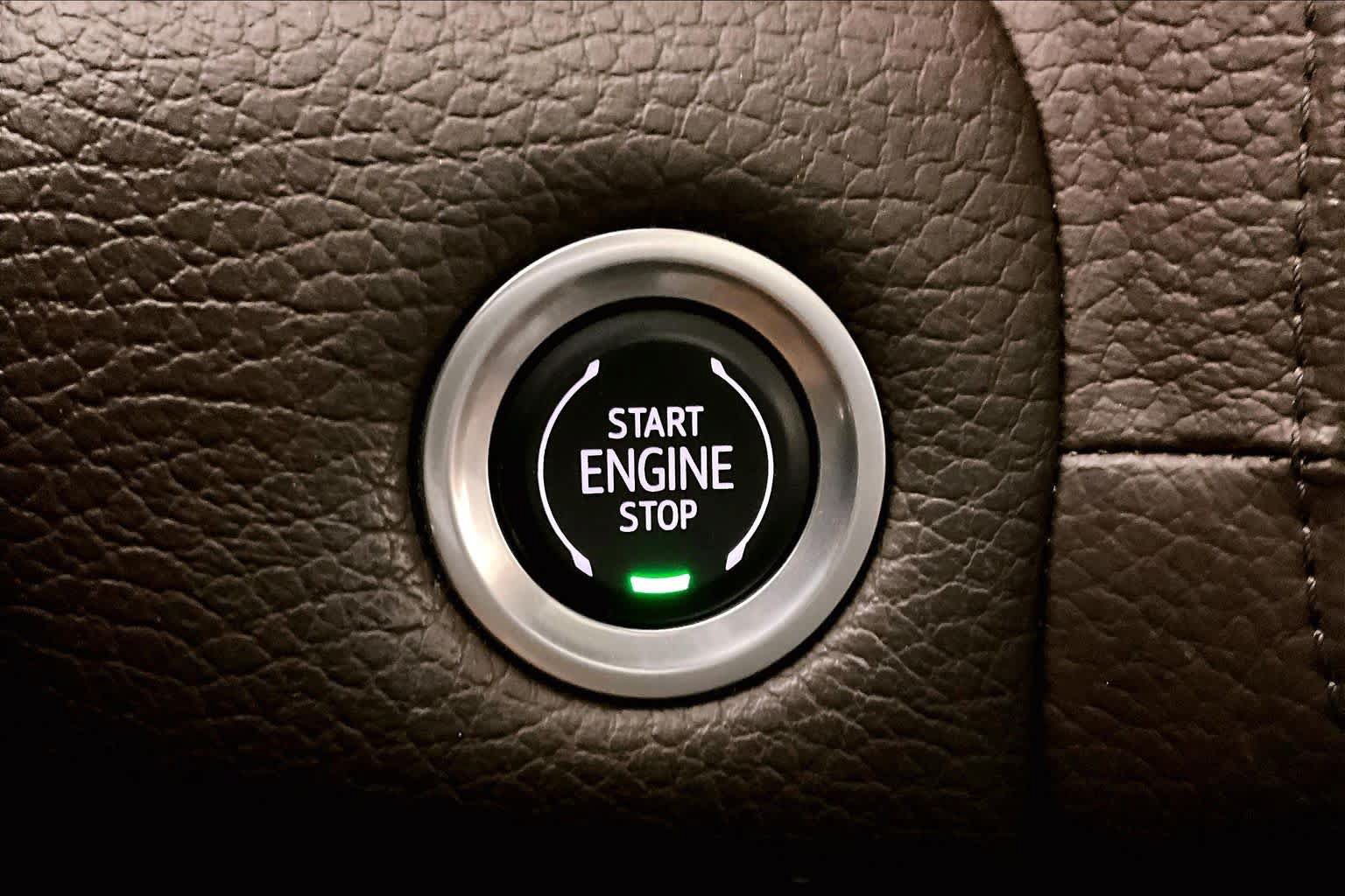 Used 2022 GMC Yukon Denali AWD/4WD image 31
