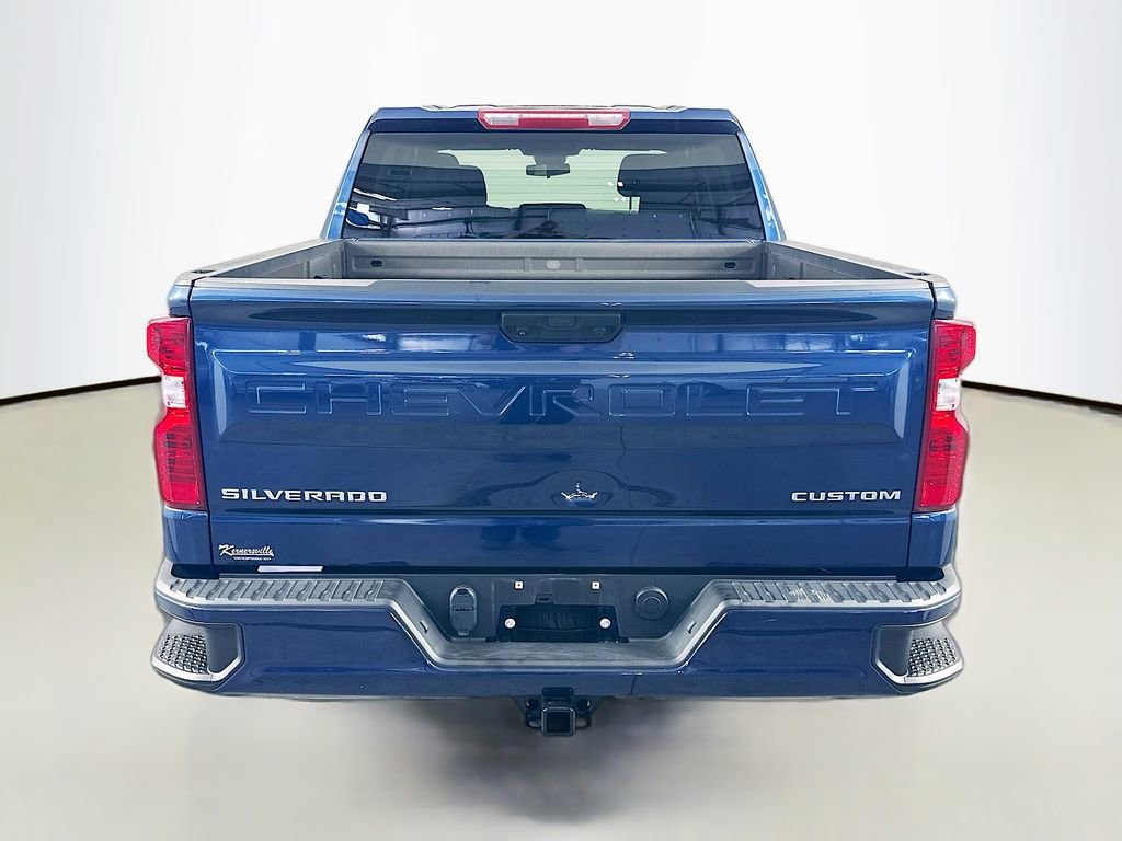 Used 2022 Chevrolet Silverado 1500 Custom w/ LPO, Dark Essentials Package AWD/4WD image 6