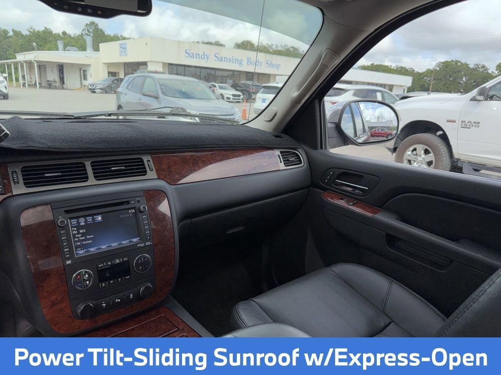 Used 2013 Chevrolet Avalanche LTZ RWD image 31
