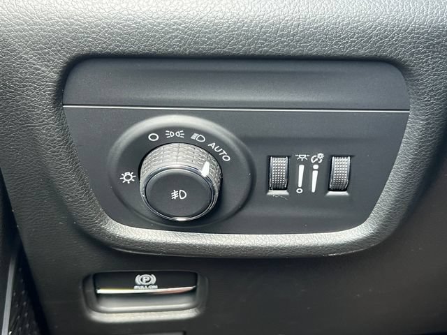 New 2026 Jeep Grand Cherokee L Limited AWD/4WD image 19