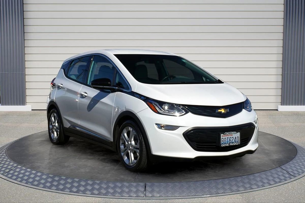 Used 2019 Chevrolet Bolt LT image 1