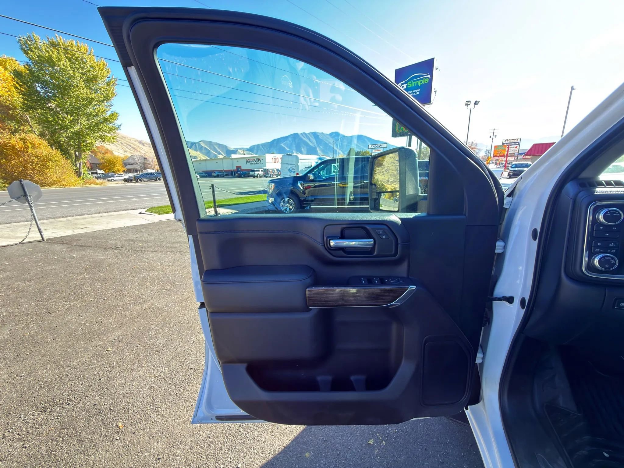 Used 2021 GMC Sierra 2500 SLE image 38