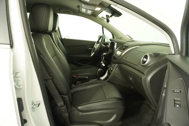 Used 2015 Chevrolet Trax LT w/ LT Plus Package FWD image 39
