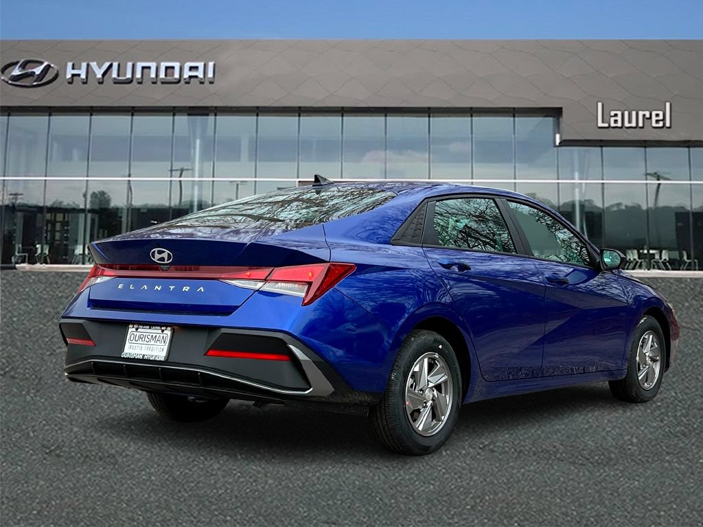New 2026 Hyundai Elantra SE w/ Cargo Package FWD image 2