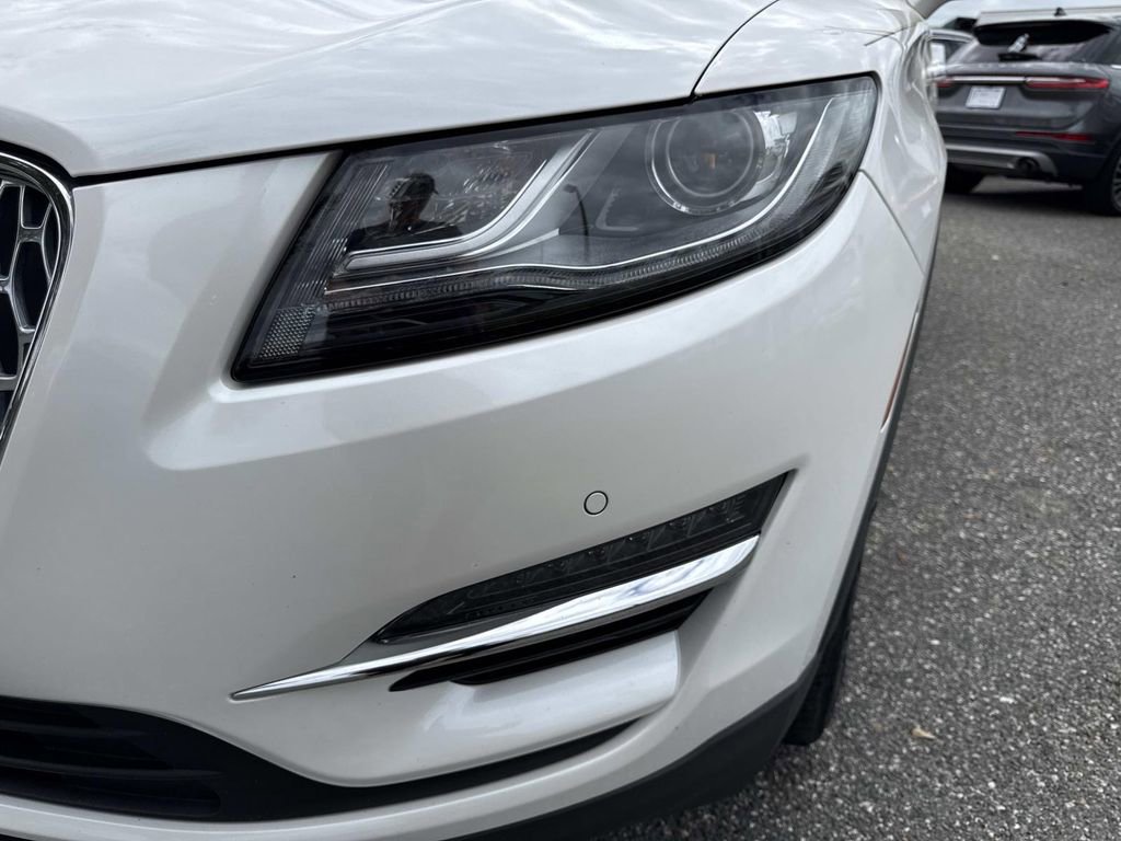 Certified 2019 Lincoln MKC Reserve w/ MKC Technology Package image 9