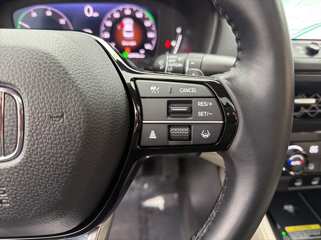 Used 2023 Honda Accord Touring image 13