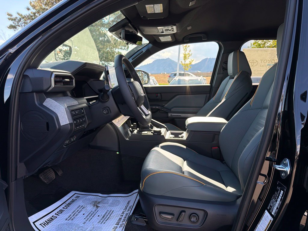 New 2026 Toyota 4Runner Trailhunter AWD/4WD image 24