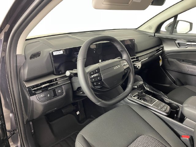 New 2026 Kia Sportage LX w/ LX Convenience Package AWD/4WD image 2