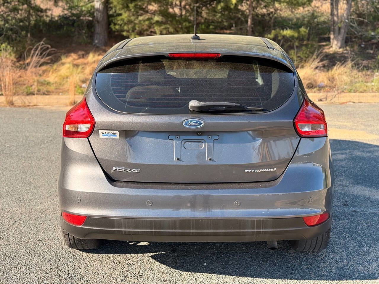 Used 2015 Ford Focus Titanium FWD image 4