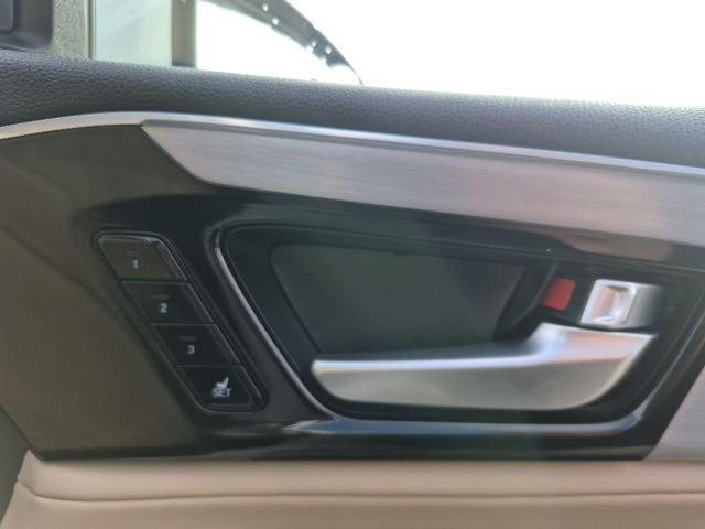 Used 2022 Acura MDX SH-AWD w/ Technology Package image 23