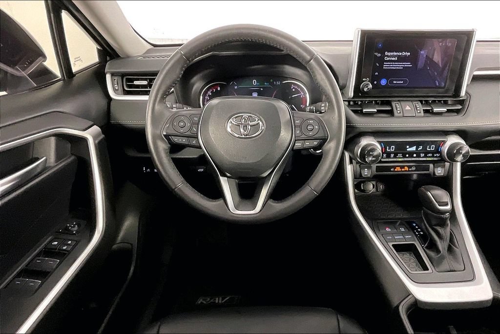 Used 2024 Toyota RAV4 XLE Premium FWD image 6