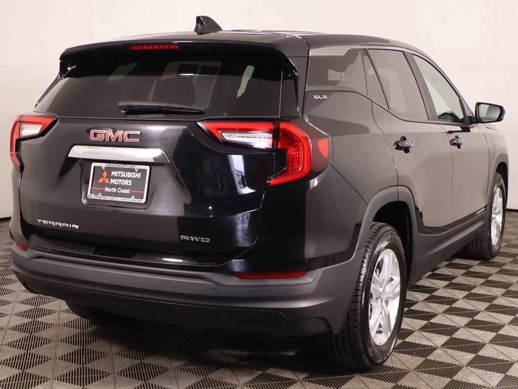 Used 2024 GMC Terrain SLE AWD/4WD image 8
