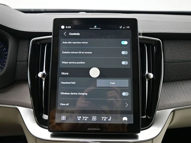 New 2026 Volvo XC90 B6 Ultra w/ Protection Package image 19