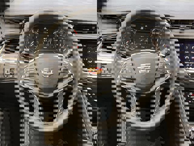 New 2026 Cadillac XT5 Luxury image 11