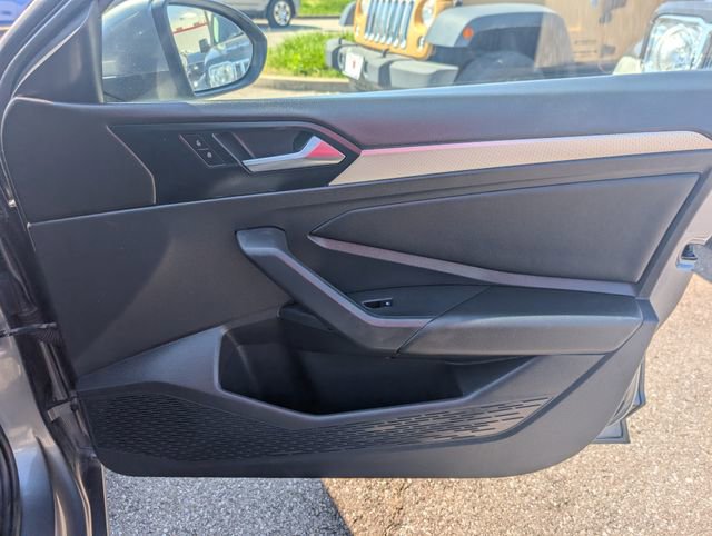 Used 2019 Volkswagen Jetta image 24