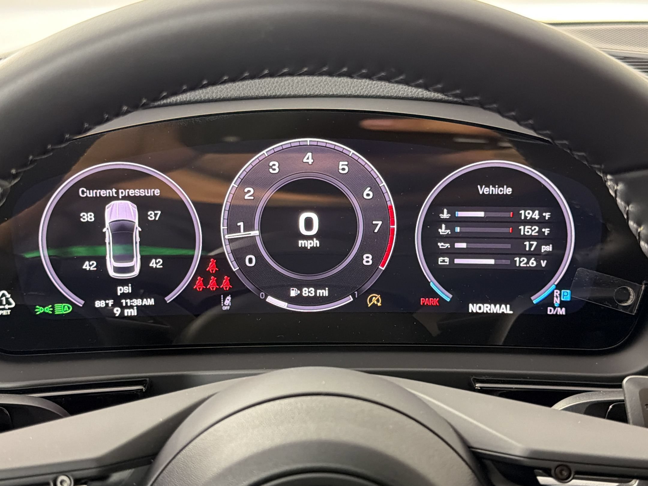 Certified 2026 Porsche Cayenne Coupe AWD/4WD image 29