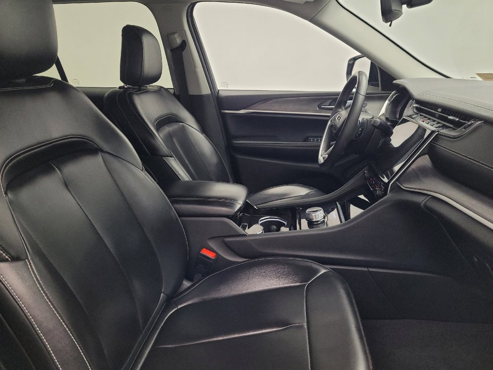 Used 2023 Jeep Grand Cherokee Limited RWD image 21