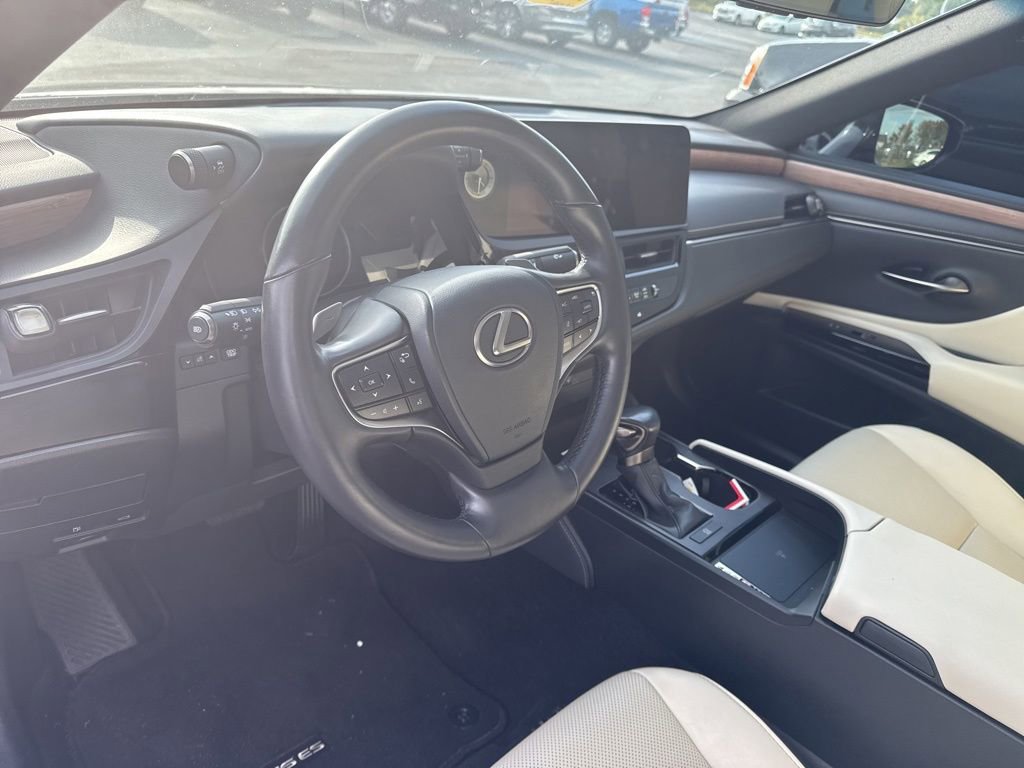 Used 2023 Lexus ES 350 w/ Premium Package image 7