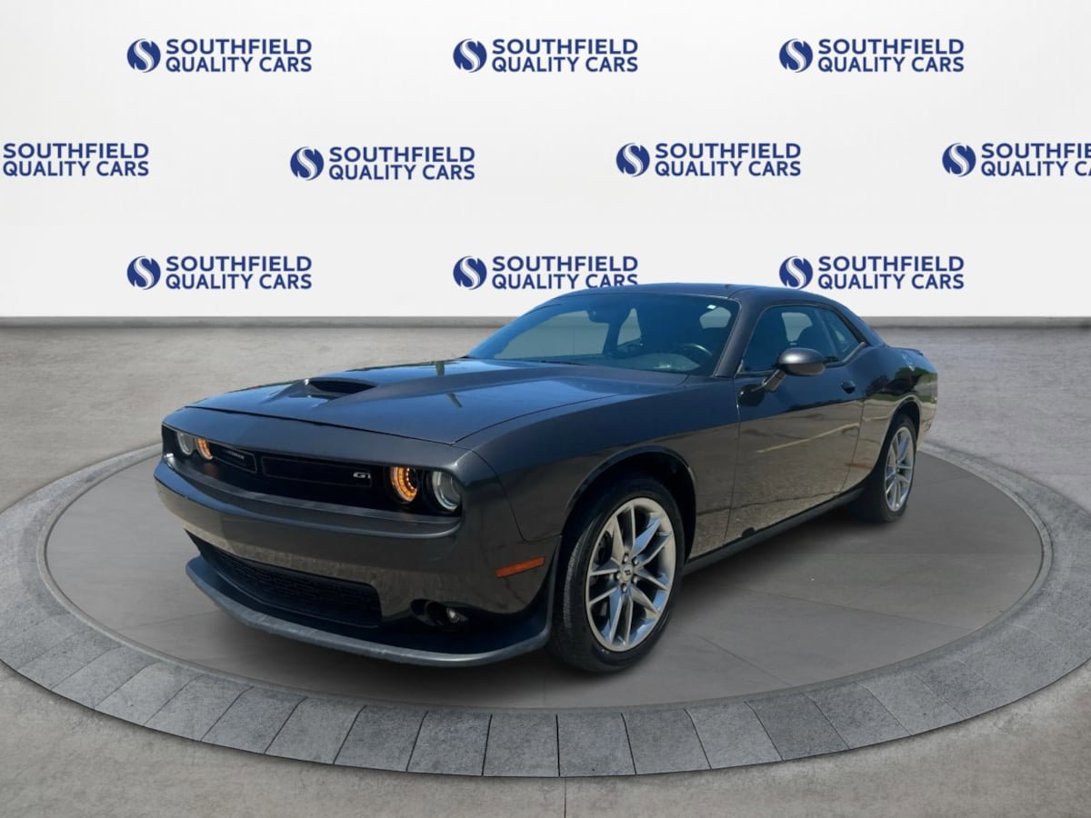 Used 2022 Dodge Challenger GT AWD/4WD image 2