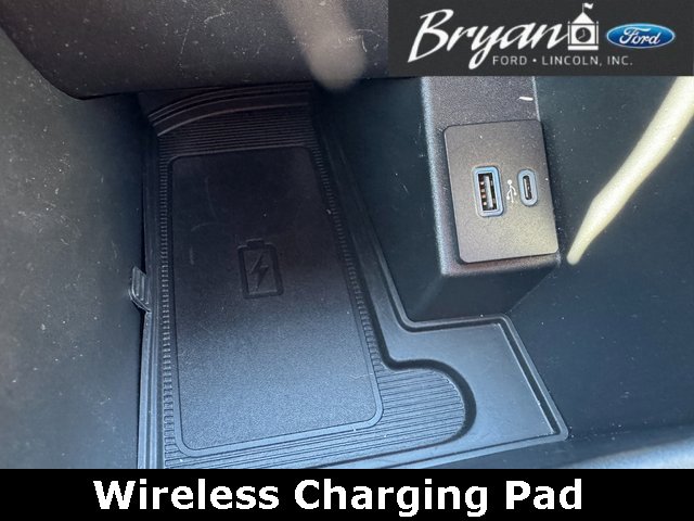 Used 2022 Ford Edge Titanium w/ Equipment Group 301A image 37