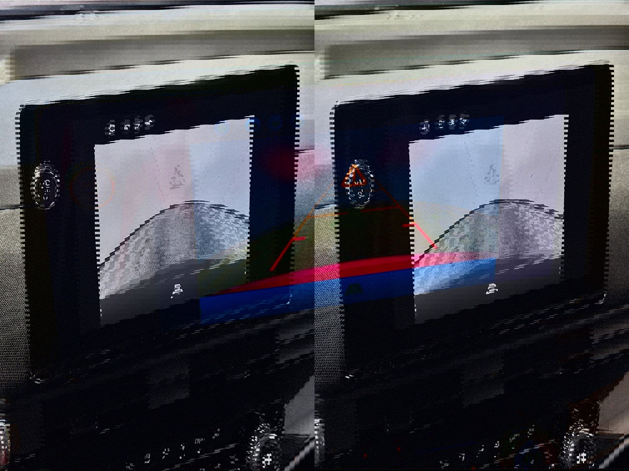 Used 2025 Honda Prologue EX image 3