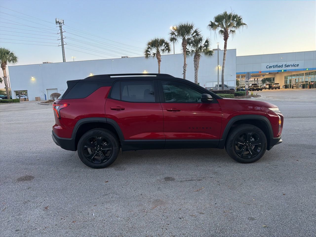 Used 2026 Chevrolet Equinox LT w/ Midnight Edition FWD image 6