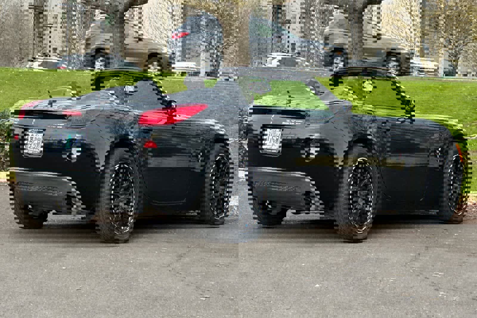 Used 2007 Pontiac Solstice GXP w/ Premium Package image 2