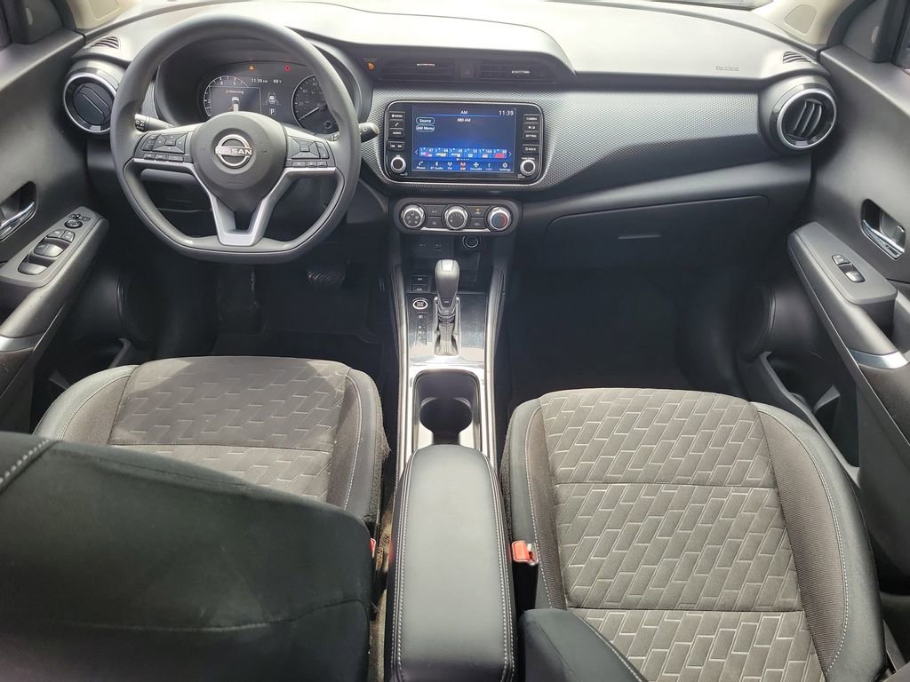 Used 2023 Nissan Kicks SV FWD image 12