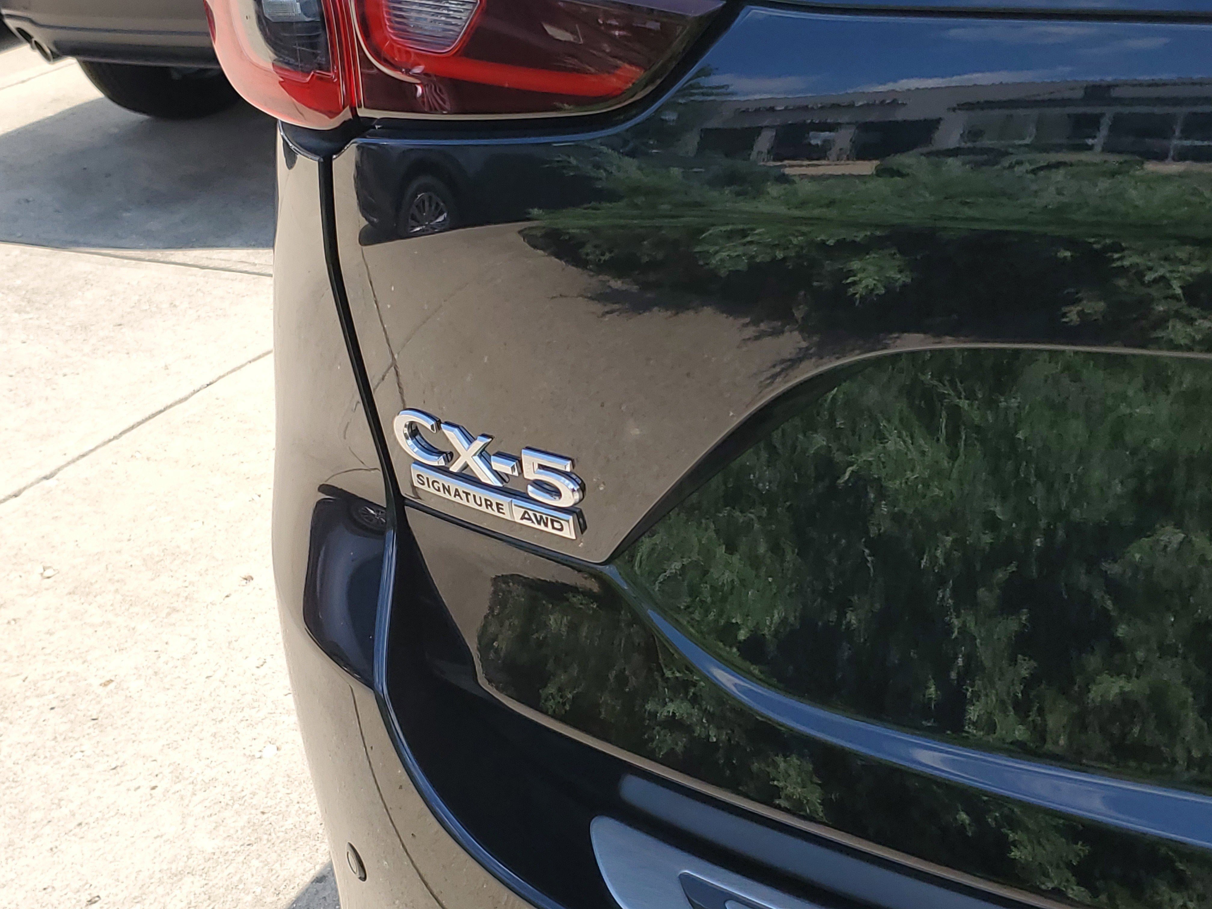 New 2025 MAZDA CX-5 Signature image 7