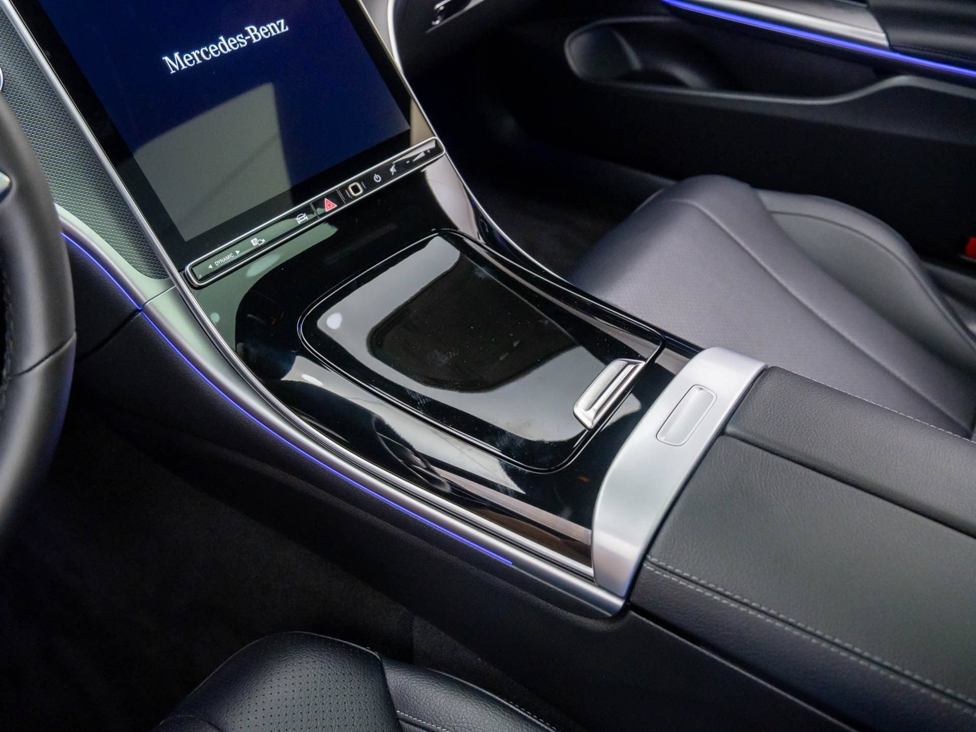 New 2026 Mercedes-Benz CLE 300 4MATIC Coupe image 11