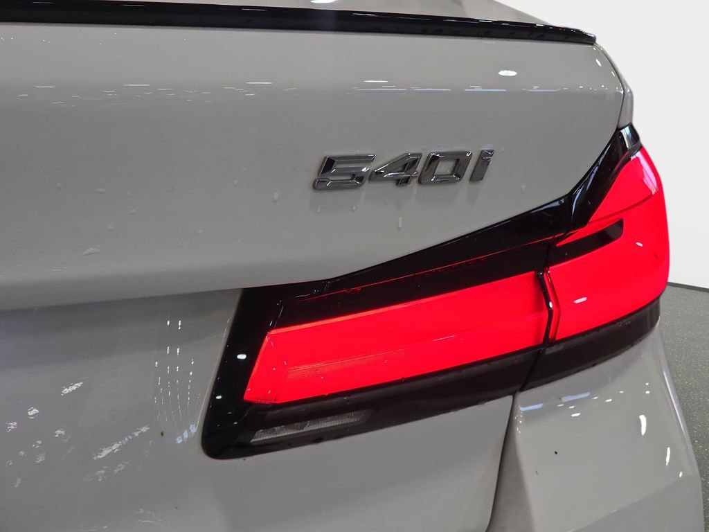 Certified 2023 BMW 540i w/ M Sport Package image 29
