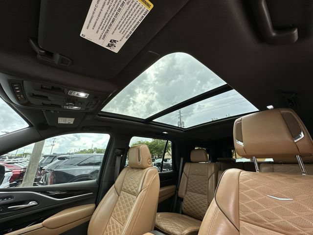Certified 2022 Cadillac Escalade Sport w/ Touring Package AWD/4WD image 27