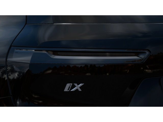 New 2026 BMW iX xDrive45 w/ M Sport Package AWD/4WD image 8