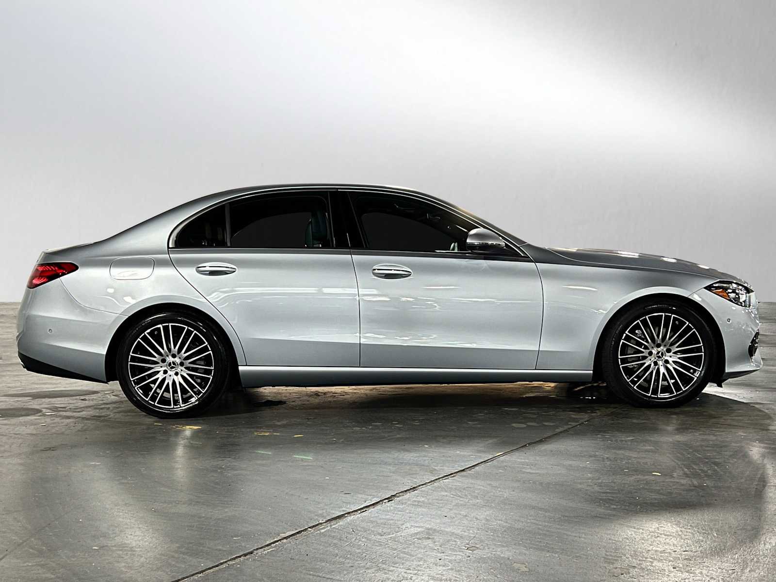 Certified 2025 Mercedes-Benz C 300 4MATIC Sedan image 2