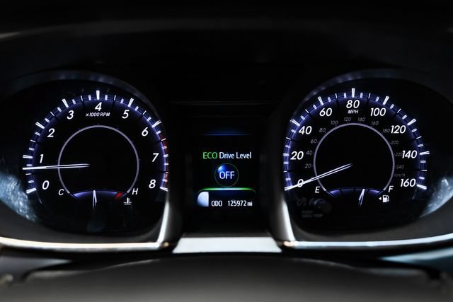 Used 2016 Toyota Avalon XLE FWD image 28