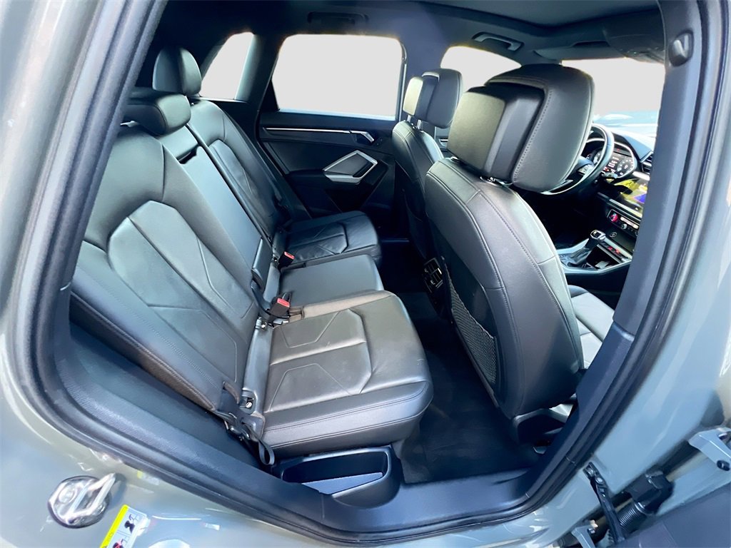 Used 2022 Audi Q3 2.0T Premium image 27