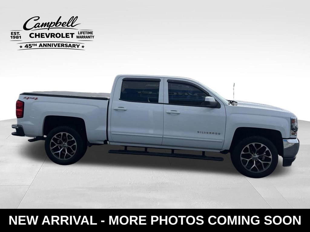 Used 2017 Chevrolet Silverado 1500 LT AWD/4WD image 6