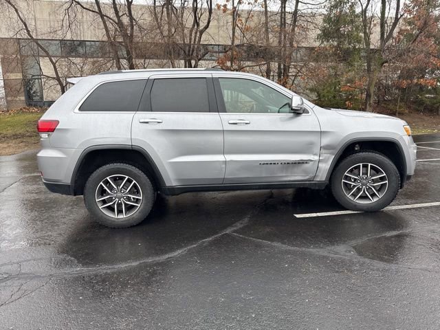 Used 2021 Jeep Grand Cherokee Limited image 4