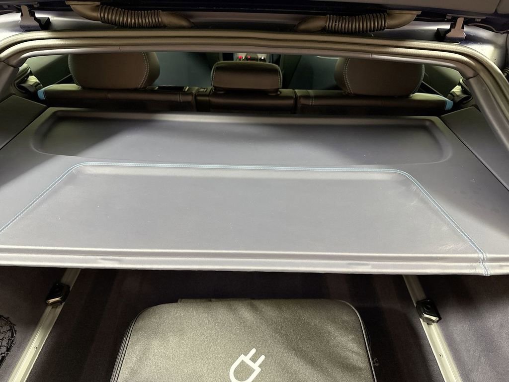 Used 2025 Lamborghini Urus SE image 89