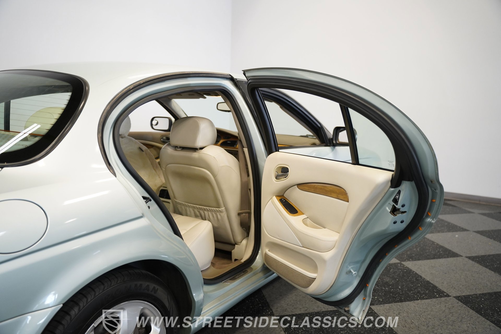 Used 2001 Jaguar S-TYPE 3.0 image 39