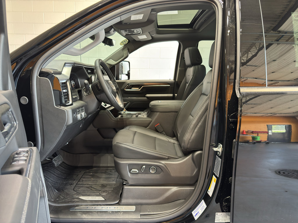 New 2026 GMC Sierra 2500 Denali w/ Technology Package AWD/4WD image 15