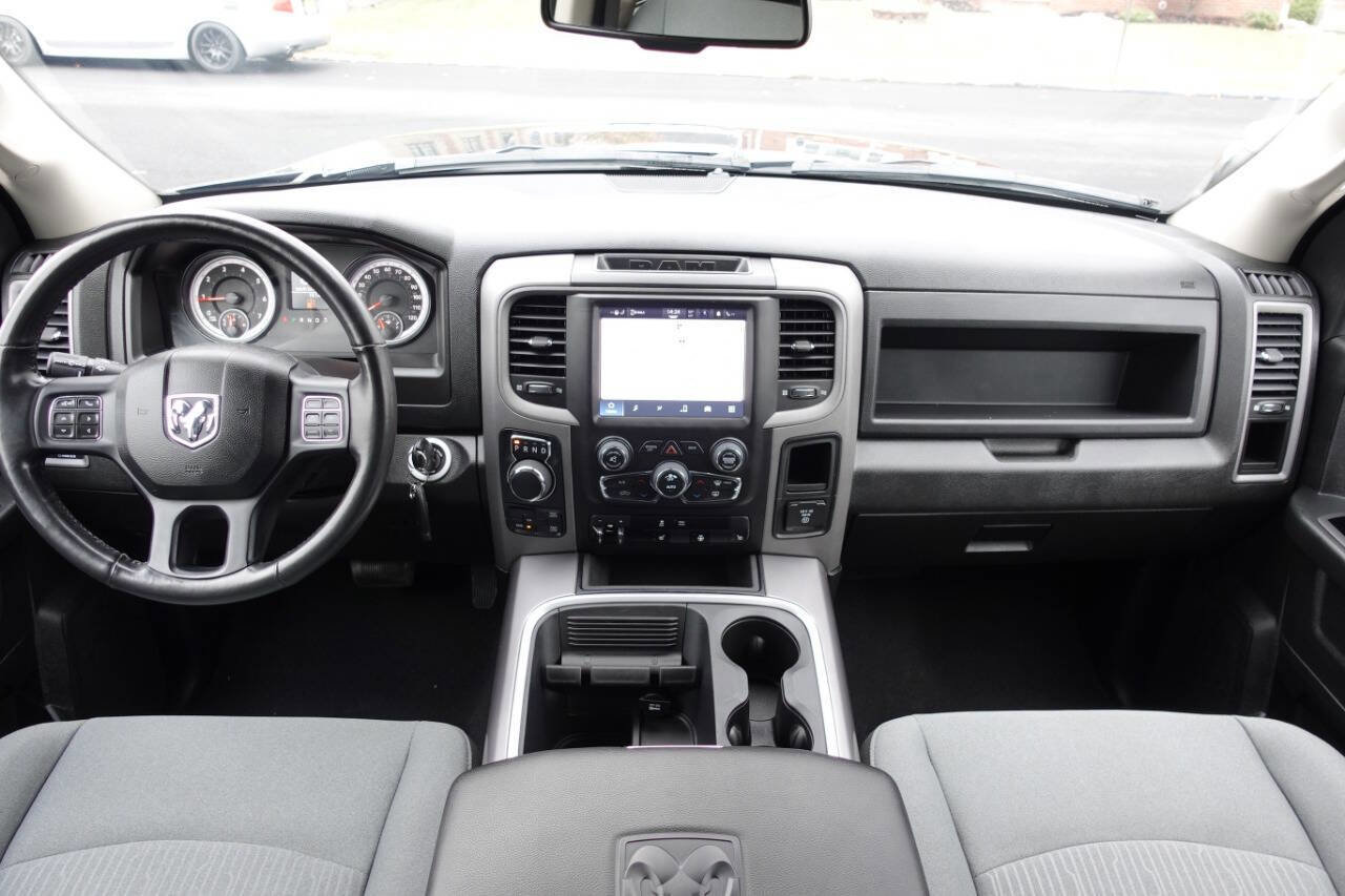 Used 2023 RAM 1500 Express w/ Wheel & Sound Group image 37