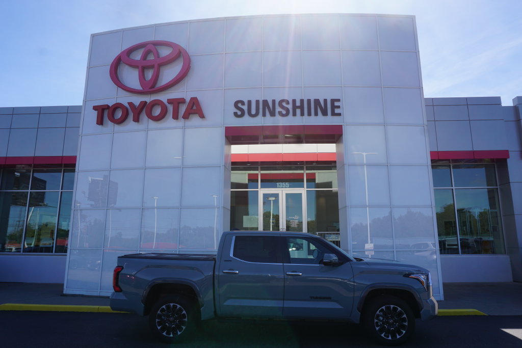 New 2026 Toyota Tundra Limited AWD/4WD image 1
