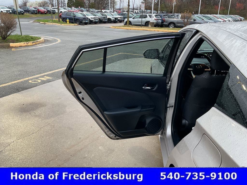 Used 2019 Toyota Prius Prime Plus FWD image 16
