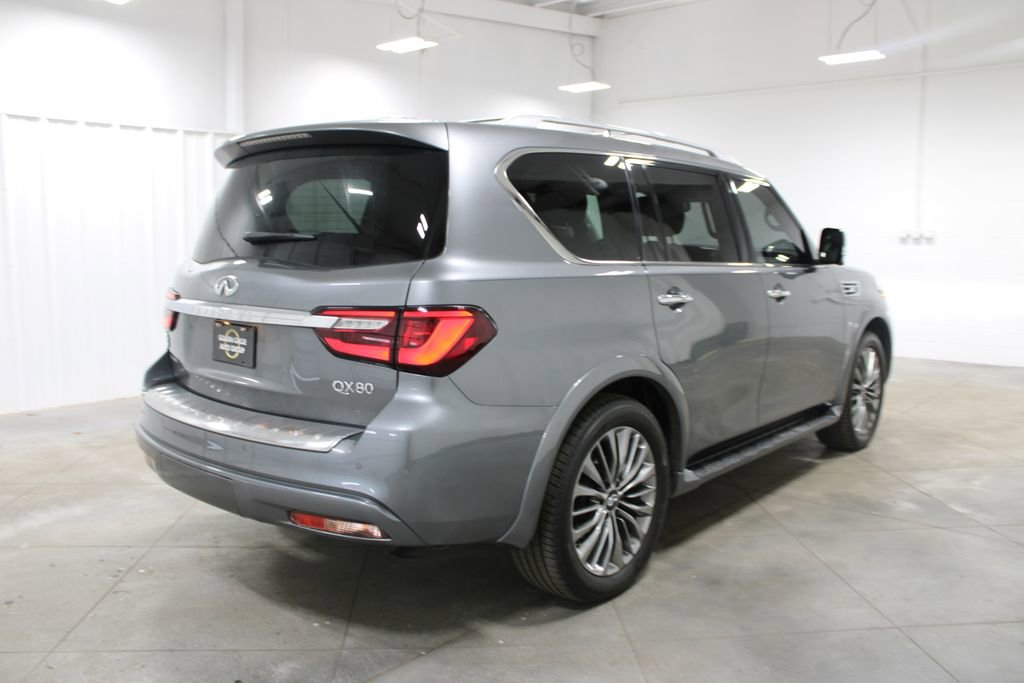 Used 2018 INFINITI QX80 4WD w/ Driver Assistance Package image 9