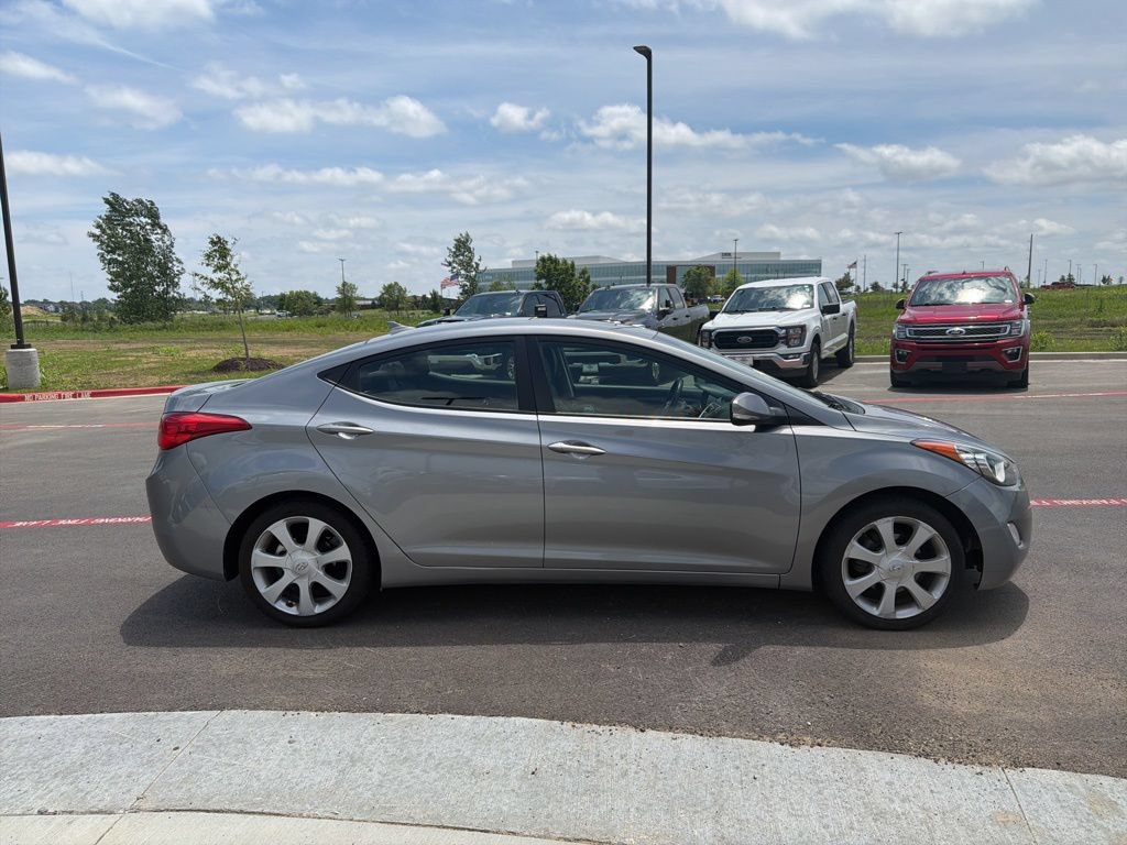 Used 2012 Hyundai Elantra Limited FWD image 4