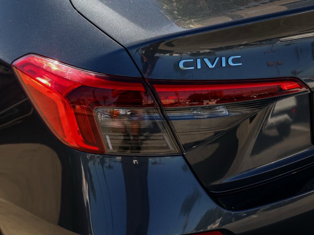 Used 2023 Honda Civic Sport image 7