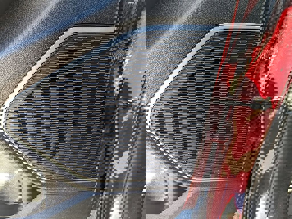 Used 2022 Jeep Grand Cherokee Altitude image 17