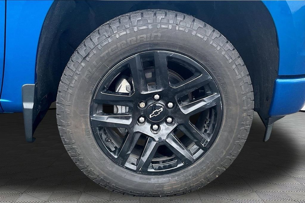 Used 2022 Chevrolet Silverado 1500 Custom w/ LPO, Dark Essentials Package image 31